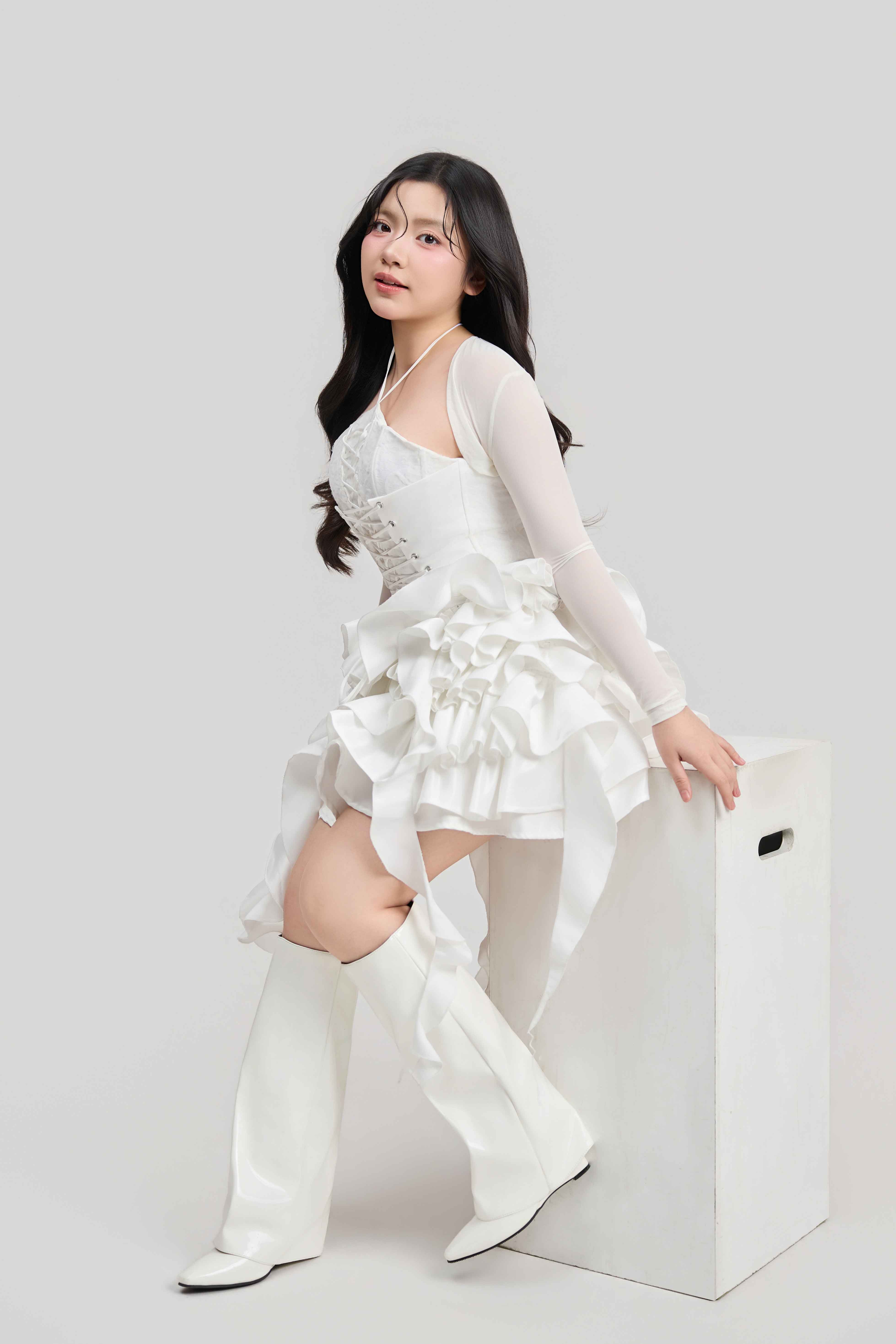 ENИI - White On White